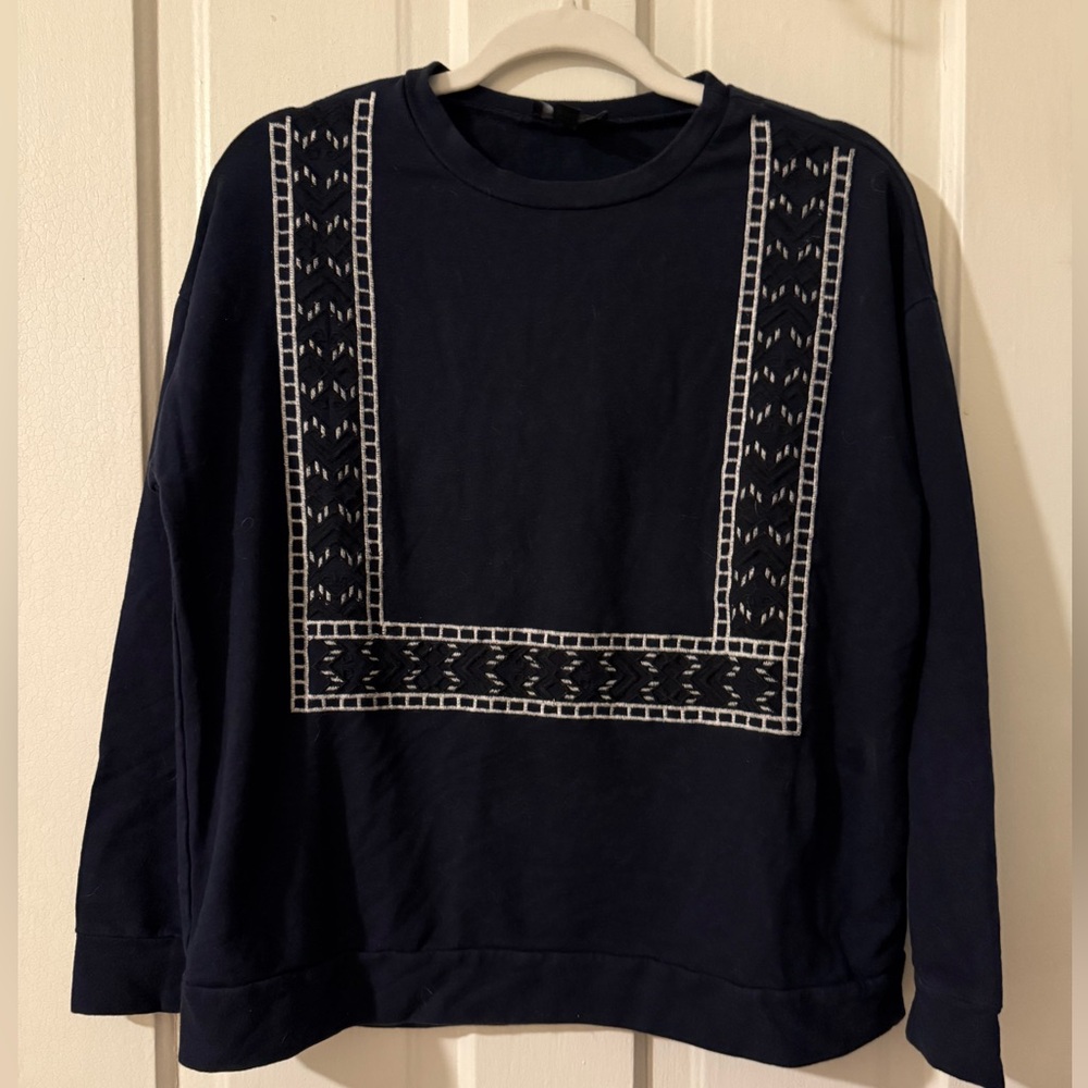 Lumiere navy and white embroidered long sleeve top sweater sweatshirt crew neck